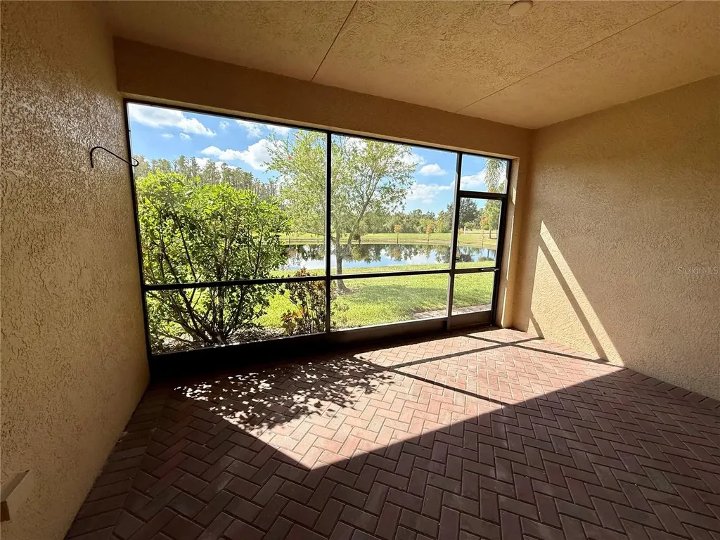 15858 Aurora Lake Circle Wimauma FL 33598