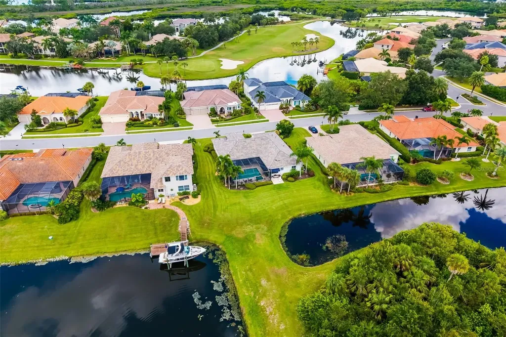 10812 Winding Stream Way Bradenton FL 34212