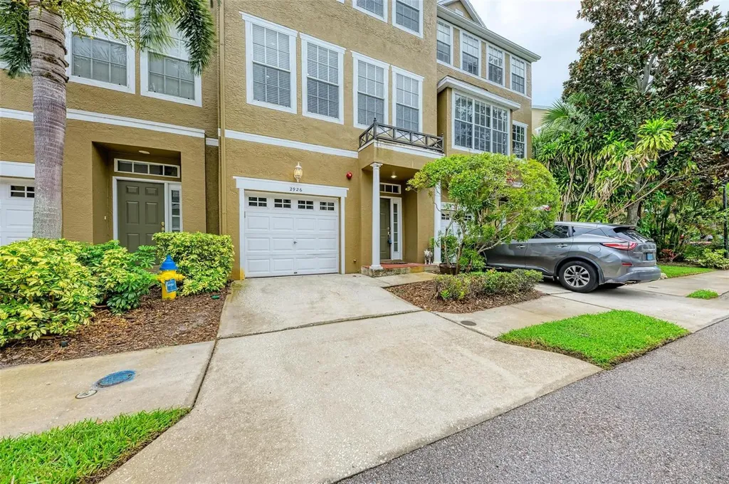 2926 Bayshore Pointe Drive Tampa FL 33611