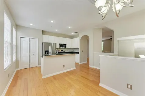 2926 Bayshore Pointe Drive Tampa FL 33611
