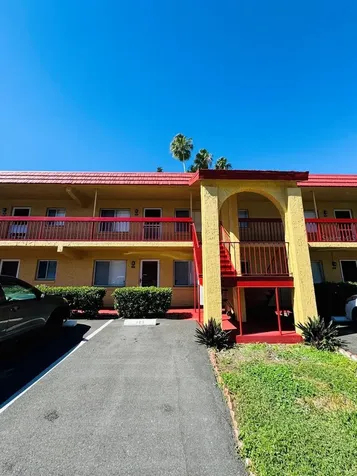 400 El Camino Drive Winter Haven FL 33884