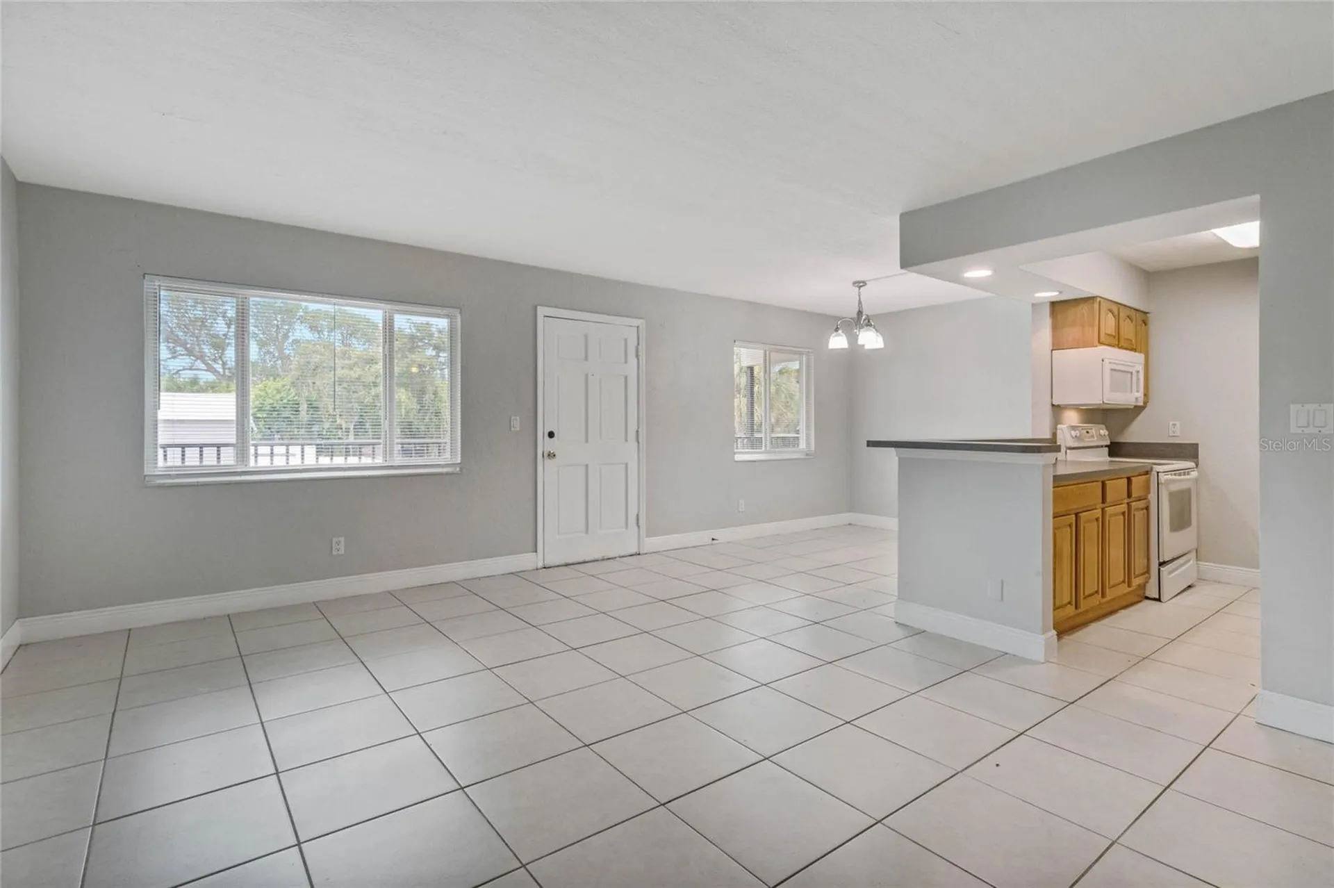 900 S Peninsula Drive Daytona Beach FL 32118