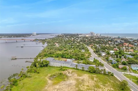 900 S Peninsula Drive Daytona Beach FL 32118