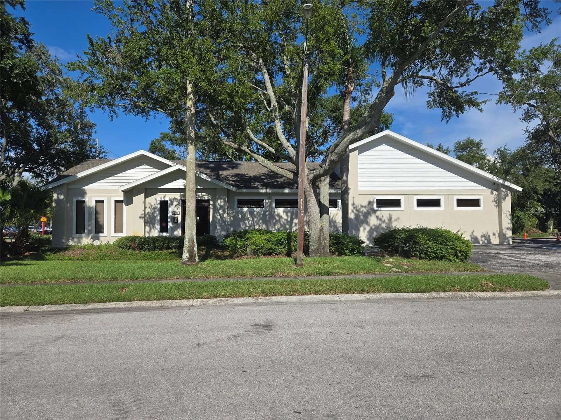 1201 Hamlet Avenue Clearwater FL 33756
