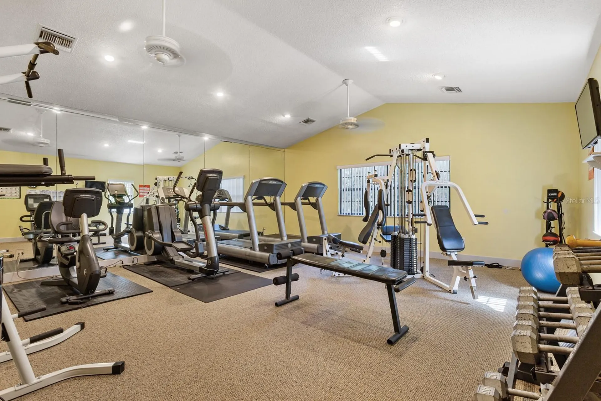 138 Stratford Court Haines City FL 33844