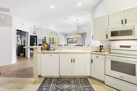 138 Stratford Court Haines City FL 33844