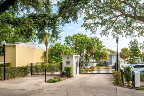 3211 W Swann Avenue Tampa FL 33609