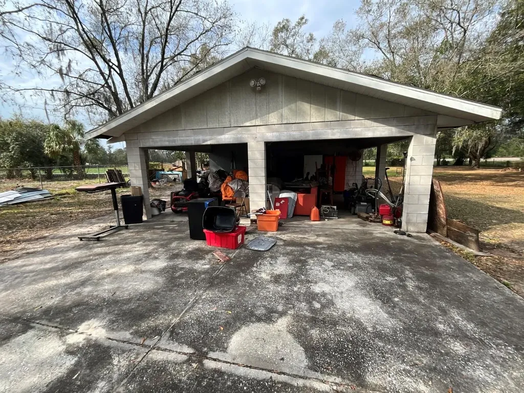 1329 Wilkinson Drive Plant City FL 33566