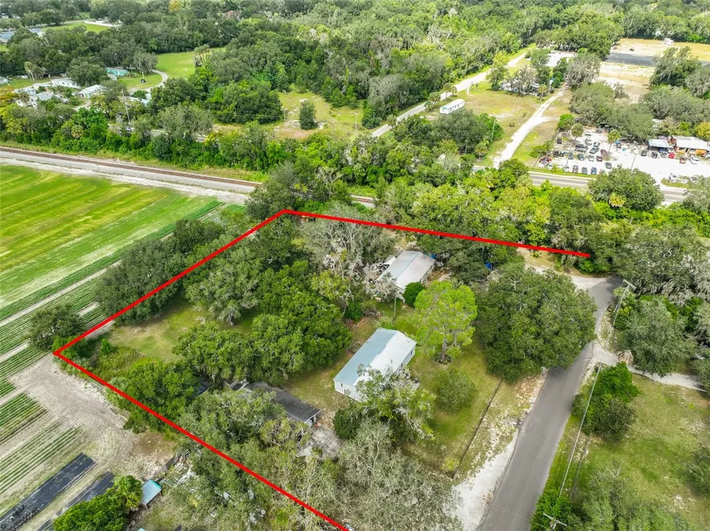 1329 Wilkinson Drive Plant City FL 33566