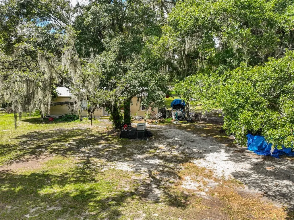 1329 Wilkinson Drive Plant City FL 33566