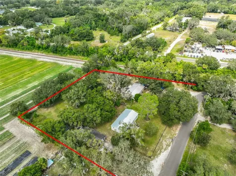1329 Wilkinson Drive Plant City FL 33566