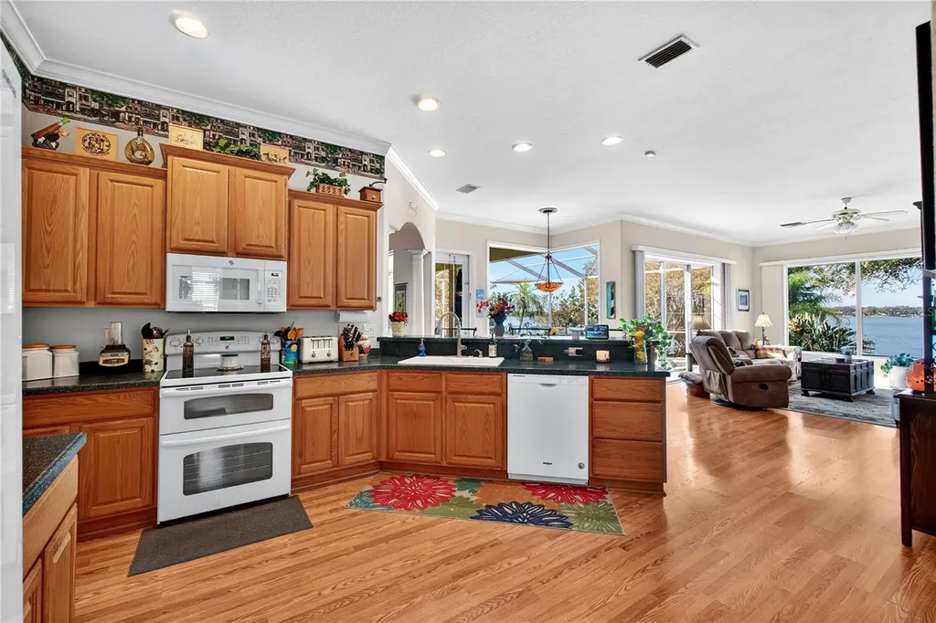 238 Ruby Lake Lane Winter Haven FL 33884