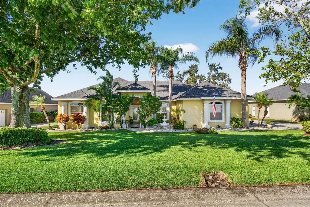 238 Ruby Lake Lane Winter Haven FL 33884