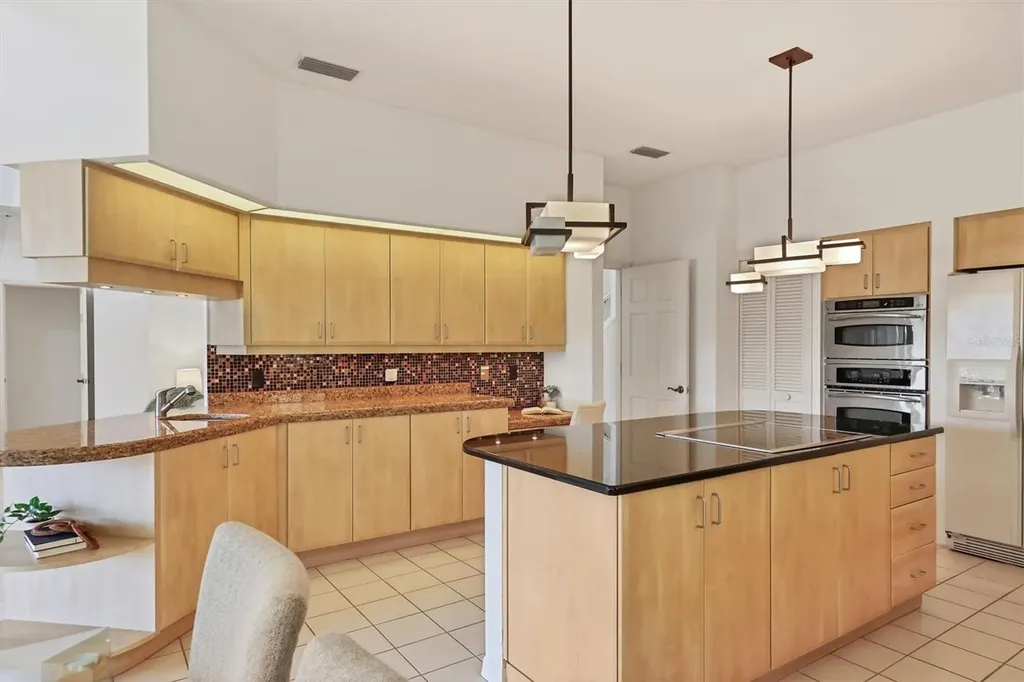 7738 Calle Facil Sarasota FL 34238