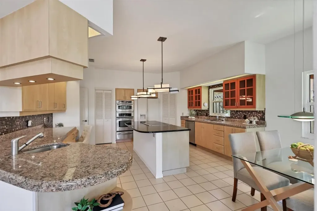 7738 Calle Facil Sarasota FL 34238