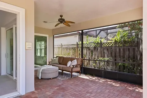 7738 Calle Facil Sarasota FL 34238