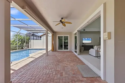 7738 Calle Facil Sarasota FL 34238