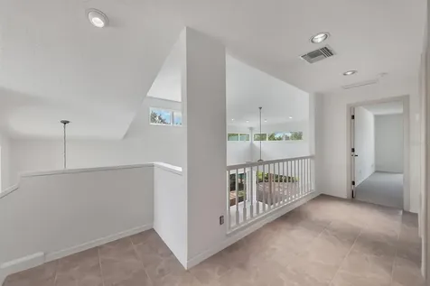 7738 Calle Facil Sarasota FL 34238
