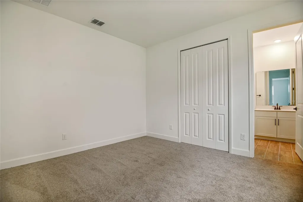 176 Blue Star Court Tavares FL 32778