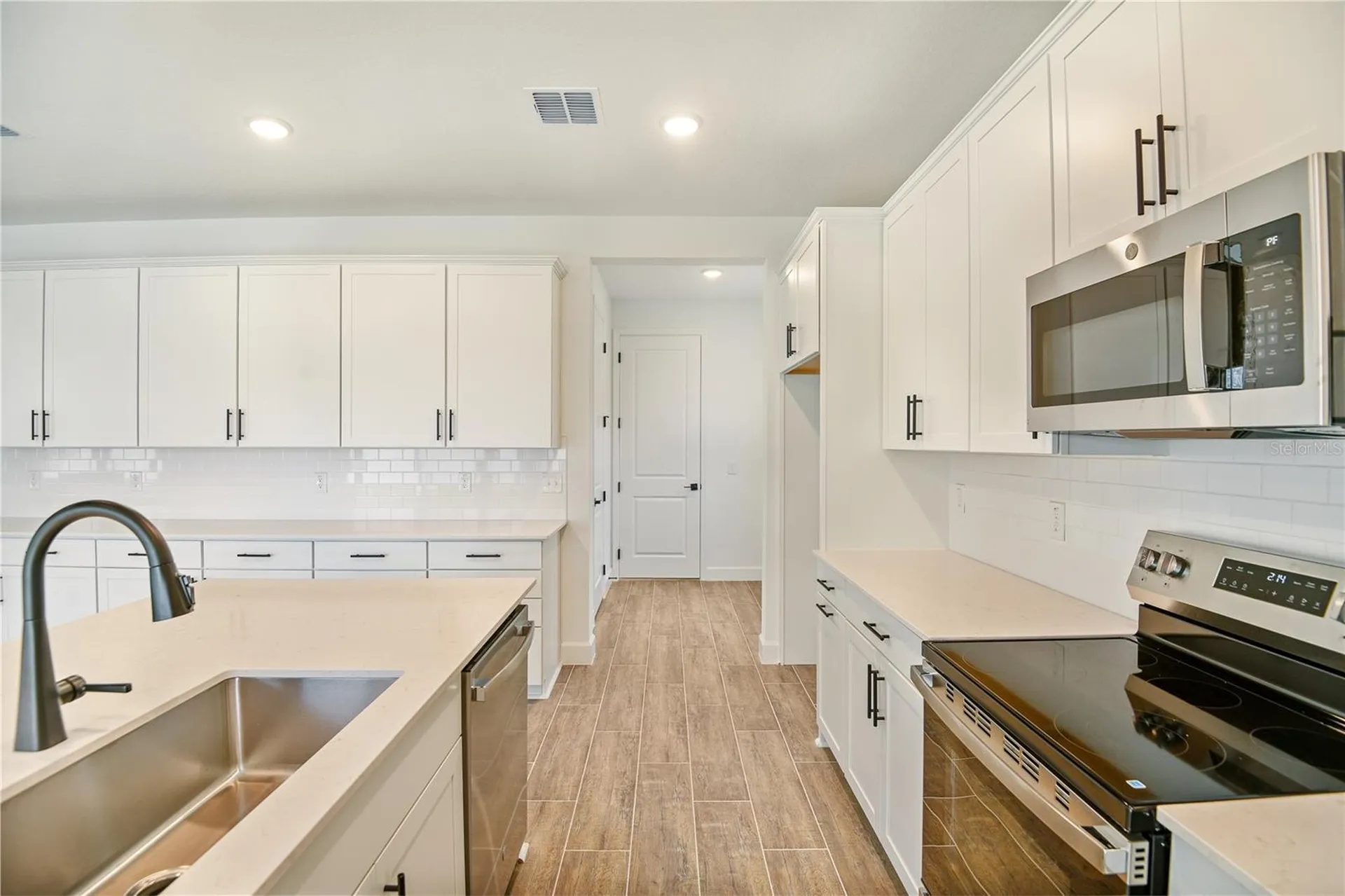 176 Blue Star Court Tavares FL 32778