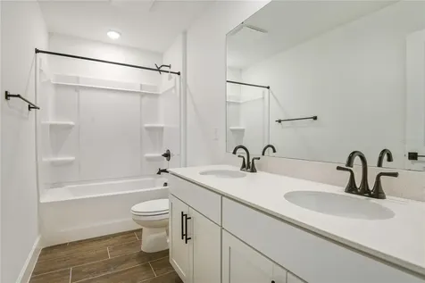176 Blue Star Court Tavares FL 32778