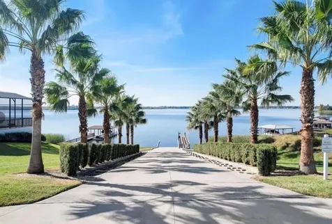 808 Waterfern Trail Drive Auburndale FL 33823