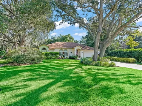 9856 Fairway Circle Leesburg FL 34788