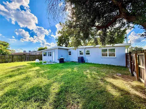 1604 Crystal Court E Lakeland FL 33801
