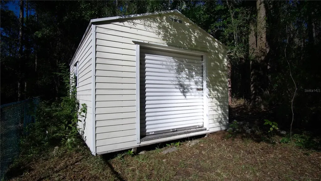 8130 SW 215th Terrace Dunnellon FL 34431