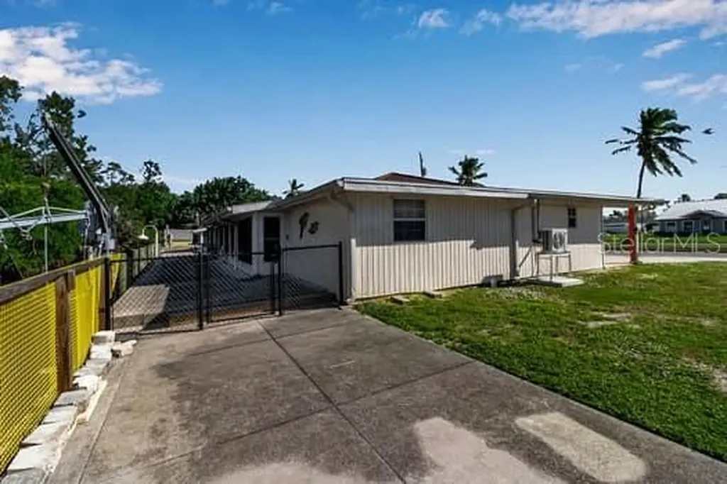 3620 118th Street W Bradenton FL 34210