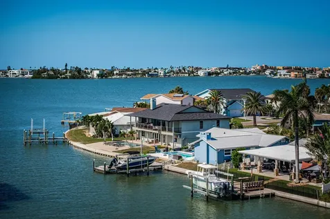 4725 Cove Circle St Petersburg FL 33708