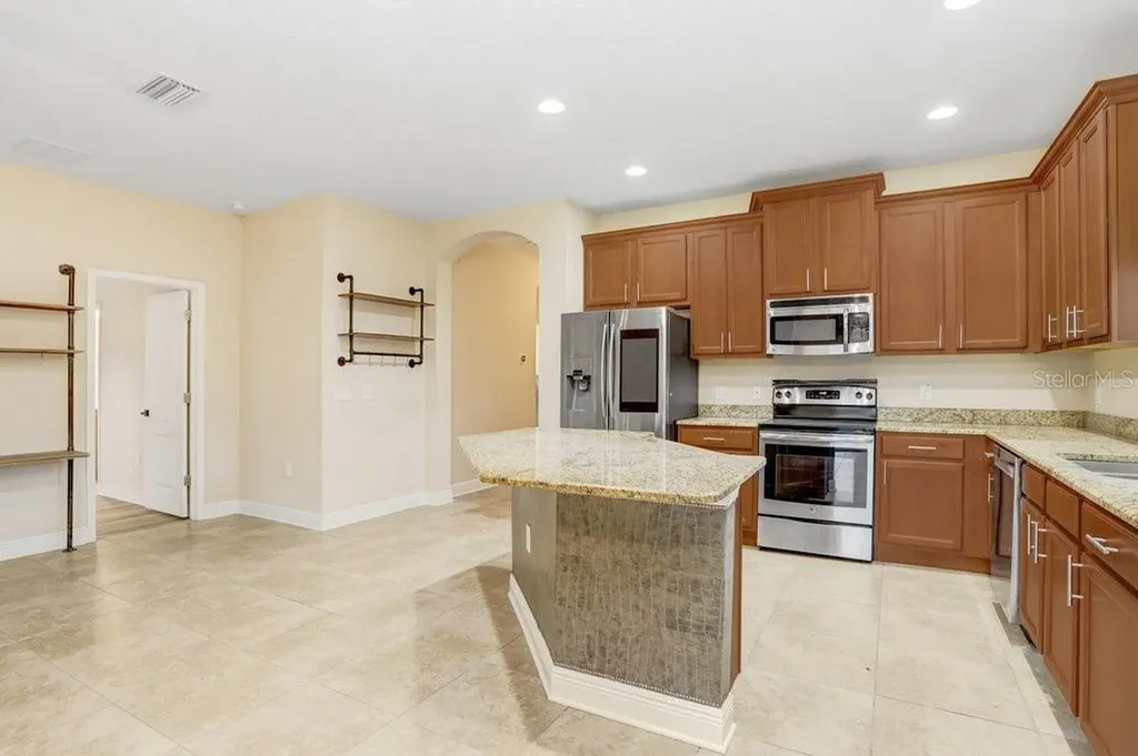 3410 W Cass Street Tampa FL 33609