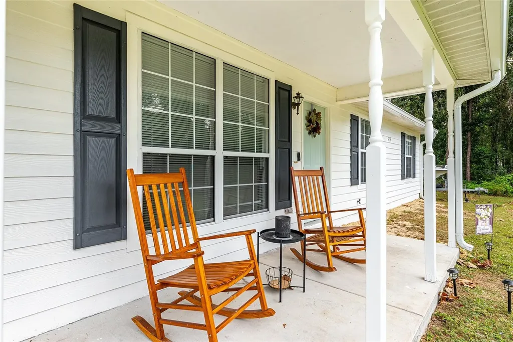 1233 SW 4th Avenue Trenton FL 32693