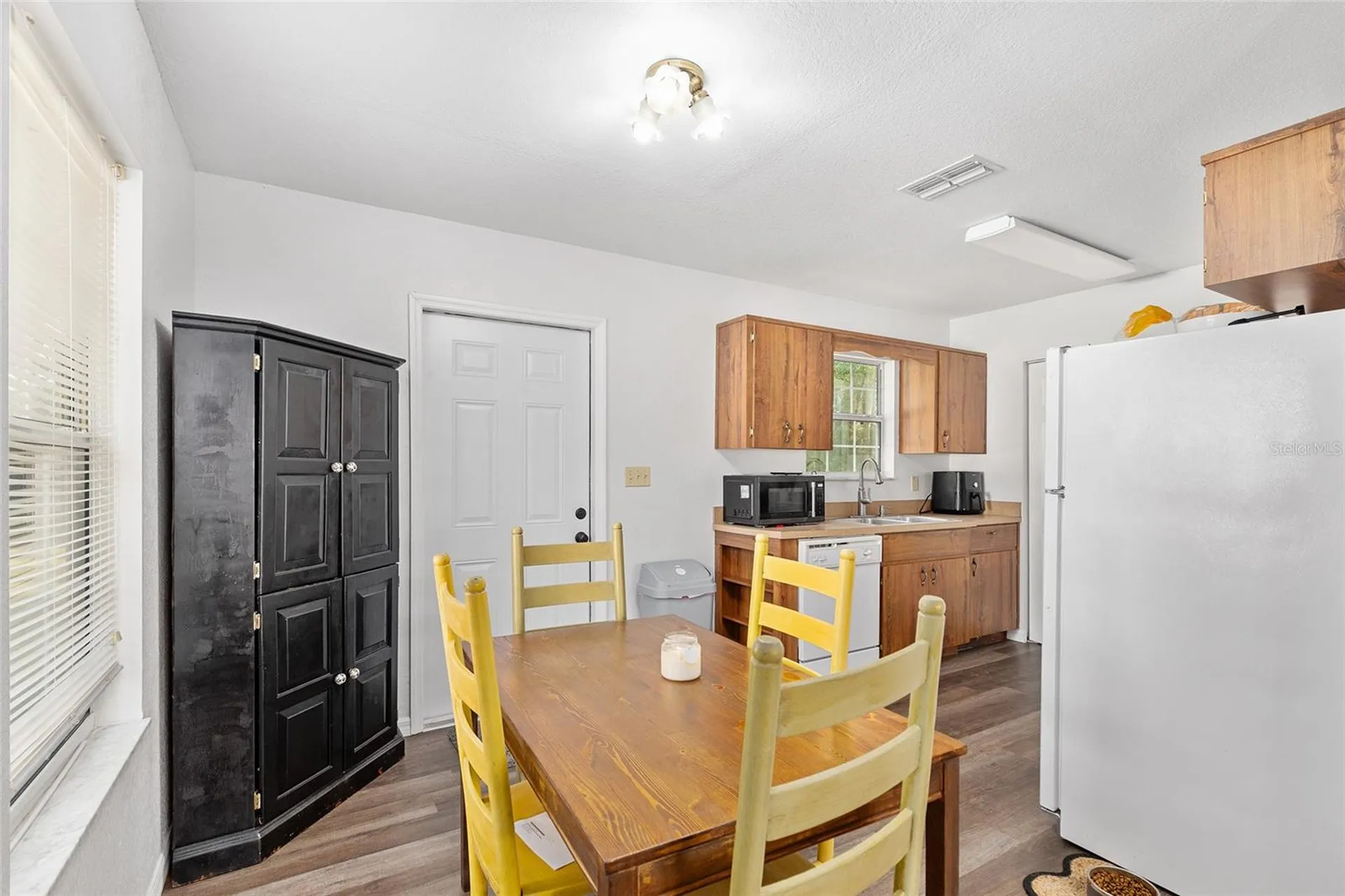 1233 SW 4th Avenue Trenton FL 32693