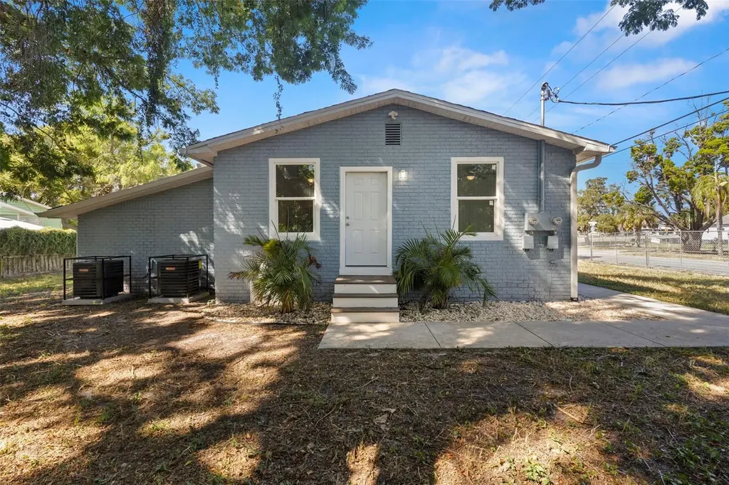 3723 Temple Street Tampa FL 33619