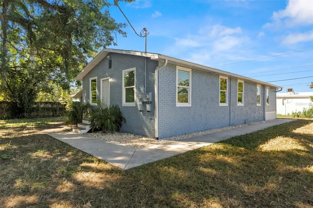 3723 Temple Street Tampa FL 33619