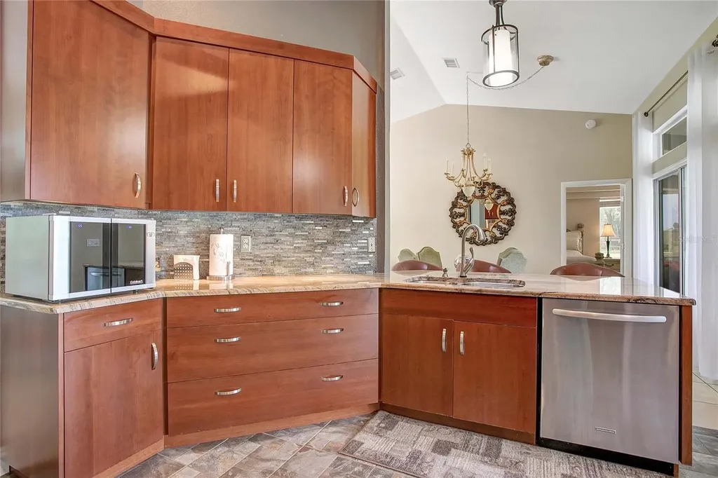 19616 Livingston Avenue Lutz FL 33559