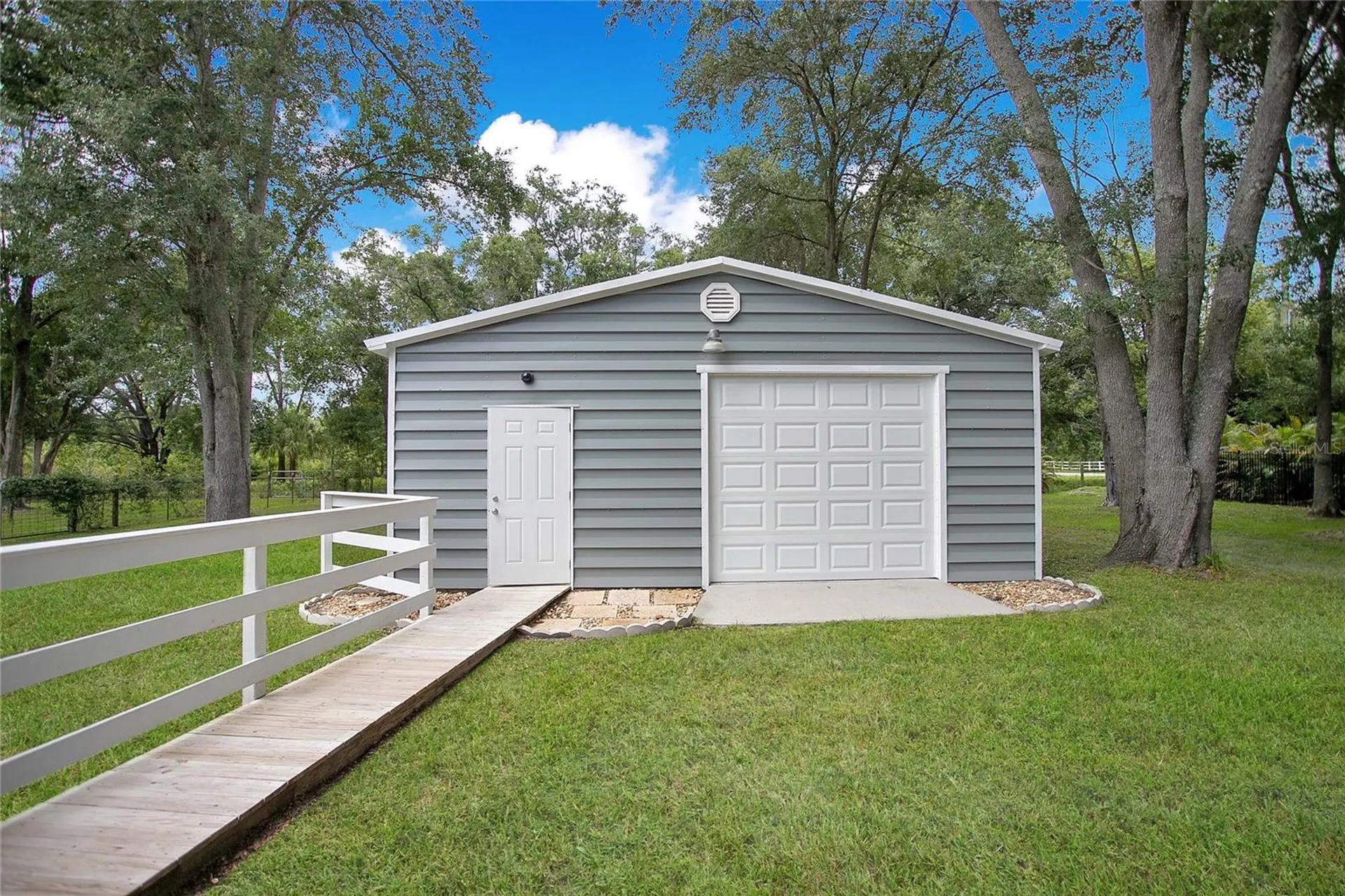19616 Livingston Avenue Lutz FL 33559