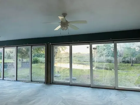 19616 Livingston Avenue Lutz FL 33559