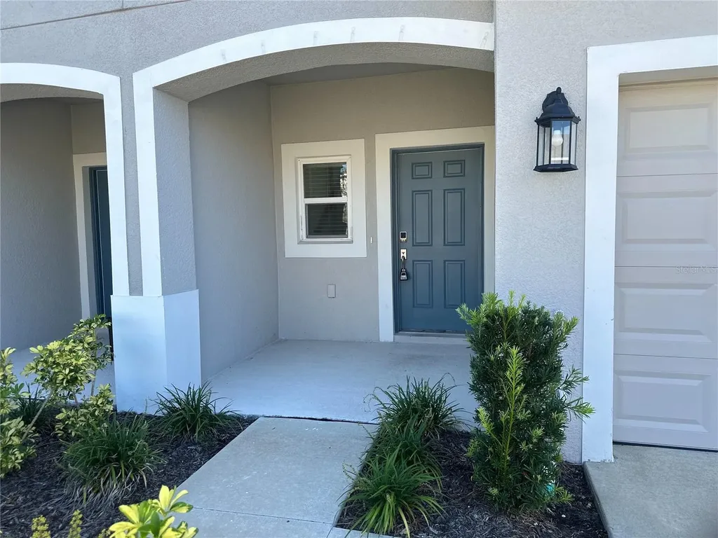 2416 Paravane Way Wesley Chapel FL 33543