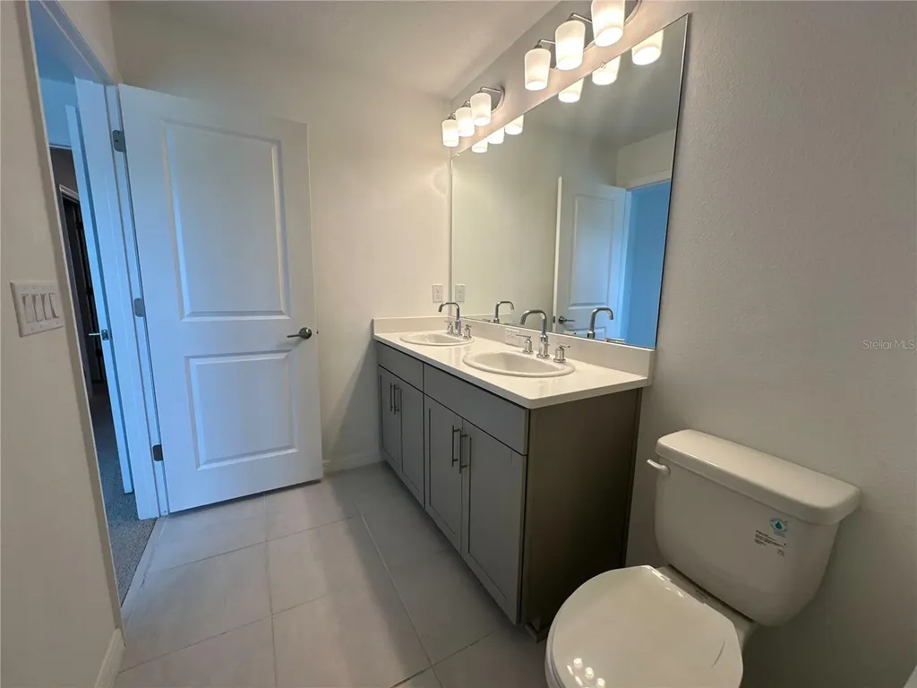 2416 Paravane Way Wesley Chapel FL 33543