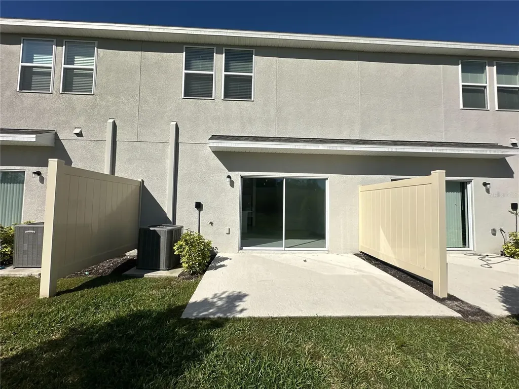 2416 Paravane Way Wesley Chapel FL 33543