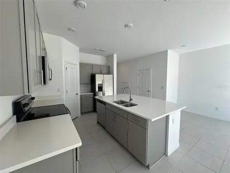 2416 Paravane Way Wesley Chapel FL 33543