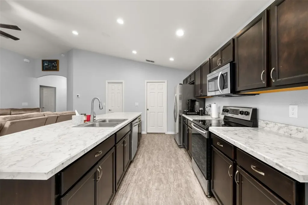 1052 Rivershore Avenue Lakeland FL 33809