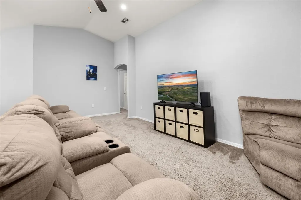 1052 Rivershore Avenue Lakeland FL 33809
