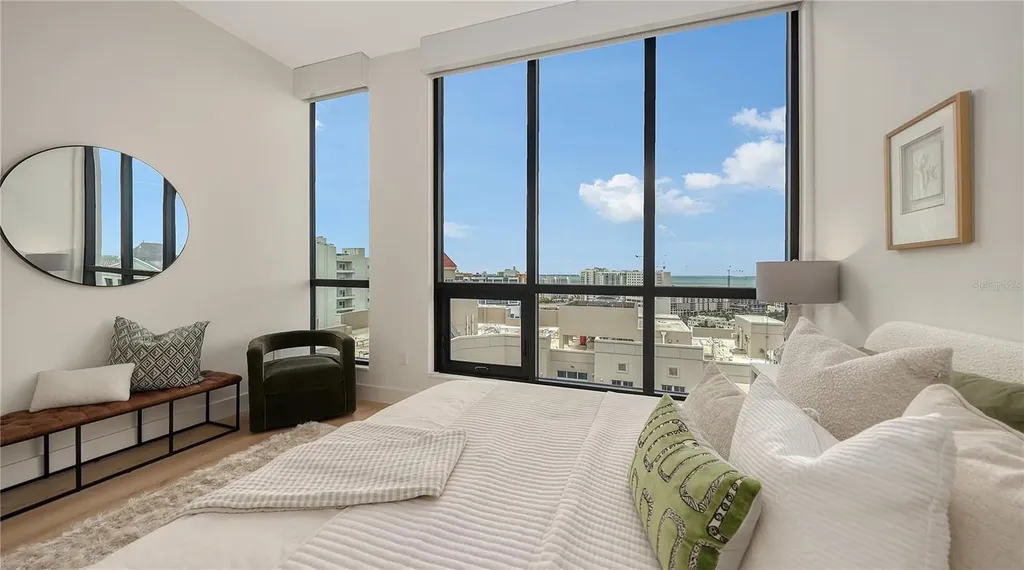 33 S Palm Avenue Sarasota FL 34236