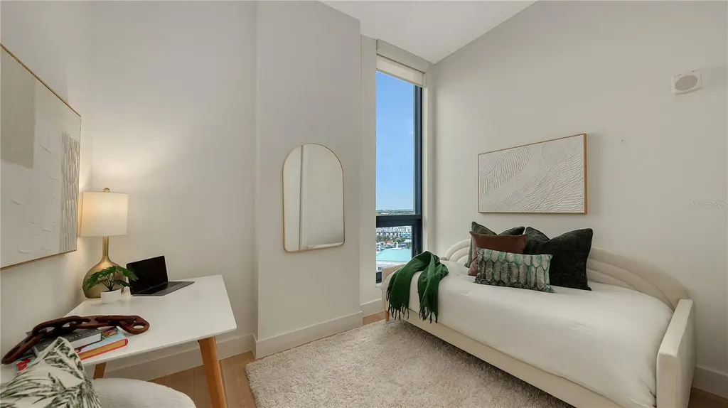 33 S Palm Avenue Sarasota FL 34236