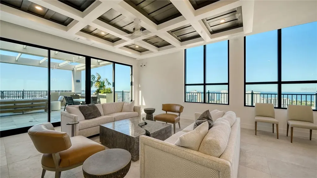 33 S Palm Avenue Sarasota FL 34236