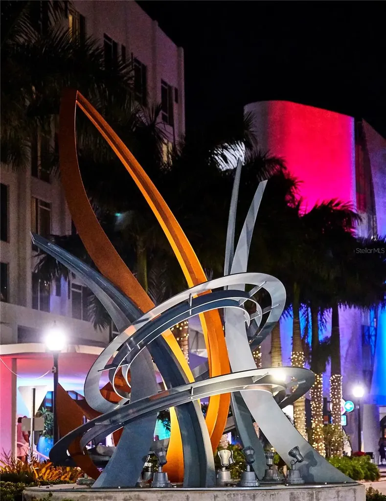 33 S Palm Avenue Sarasota FL 34236