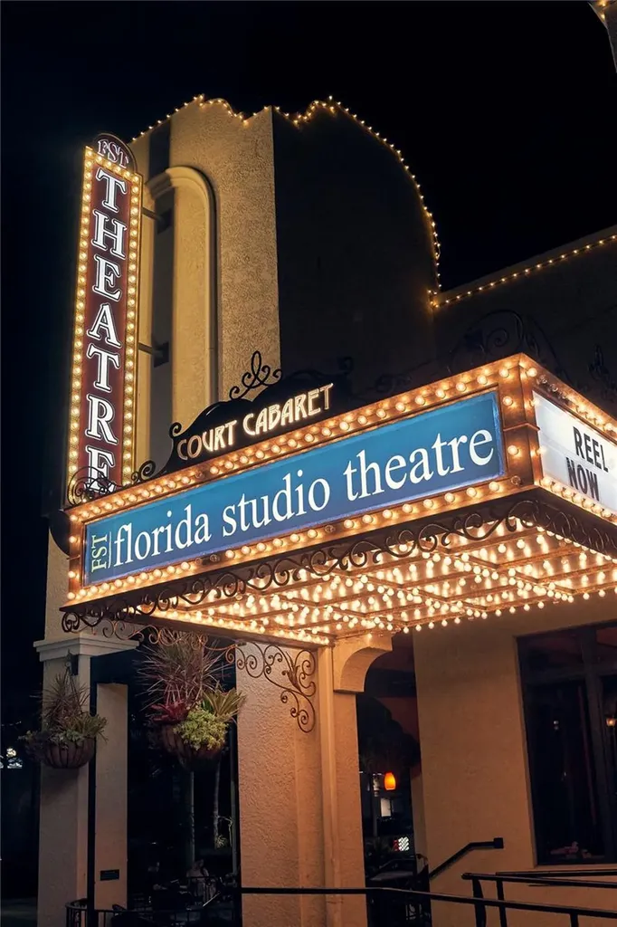 33 S Palm Avenue Sarasota FL 34236